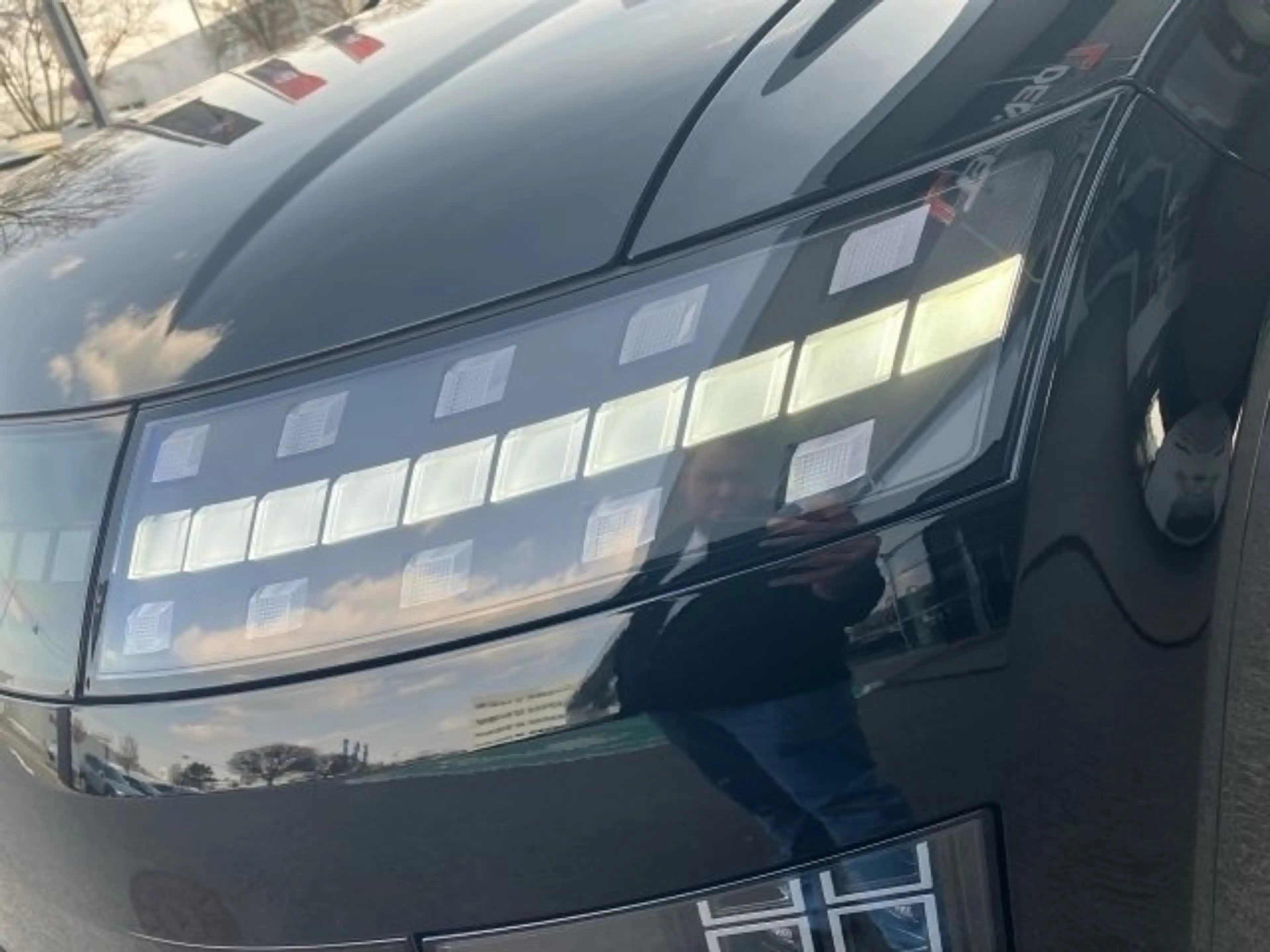 Hyundai IONIQ 9 Calligraphy 110 kWh 4WD — photo 12