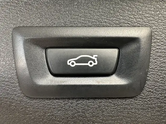 BMW X1 view 5
