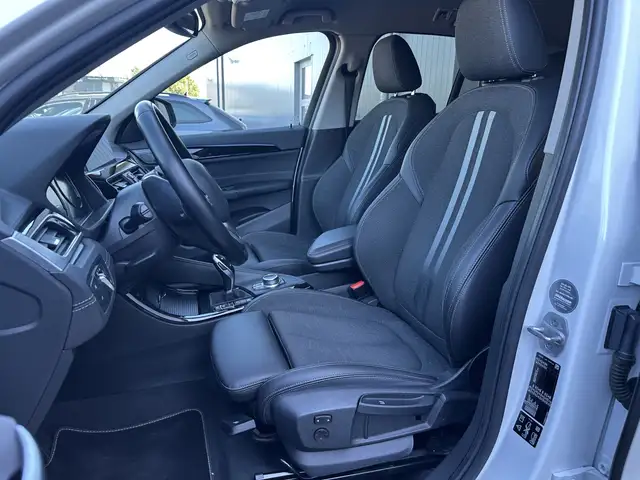 BMW X1 view 11