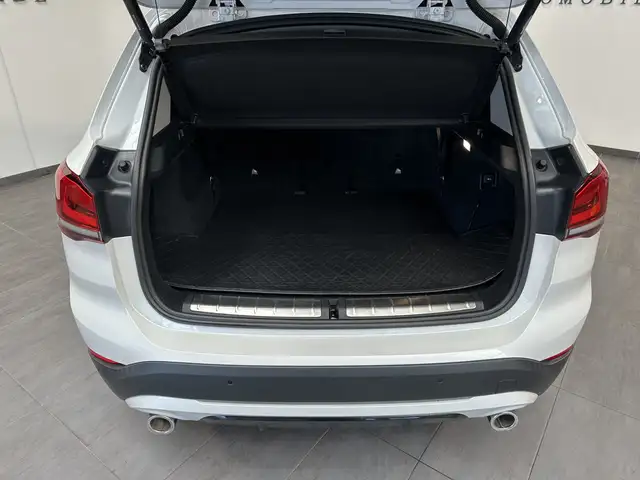 BMW X1 view 4