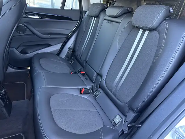 BMW X1 view 16
