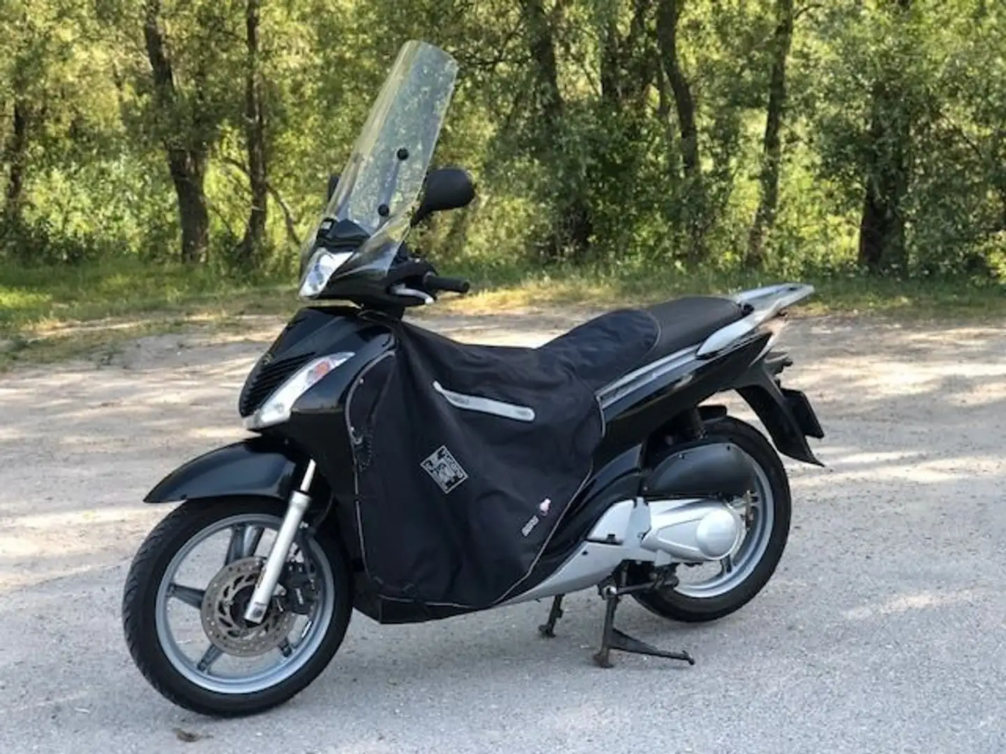 Honda SH 150i SH 150 Zwart - 2