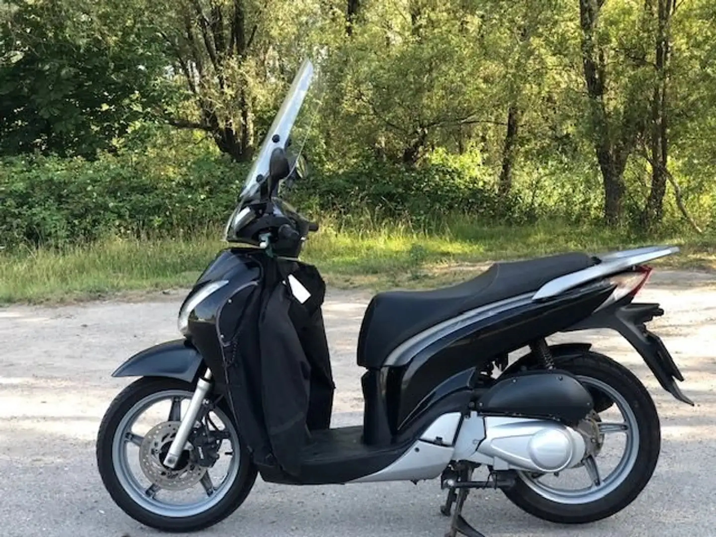 Honda SH 150i SH 150 Zwart - 1
