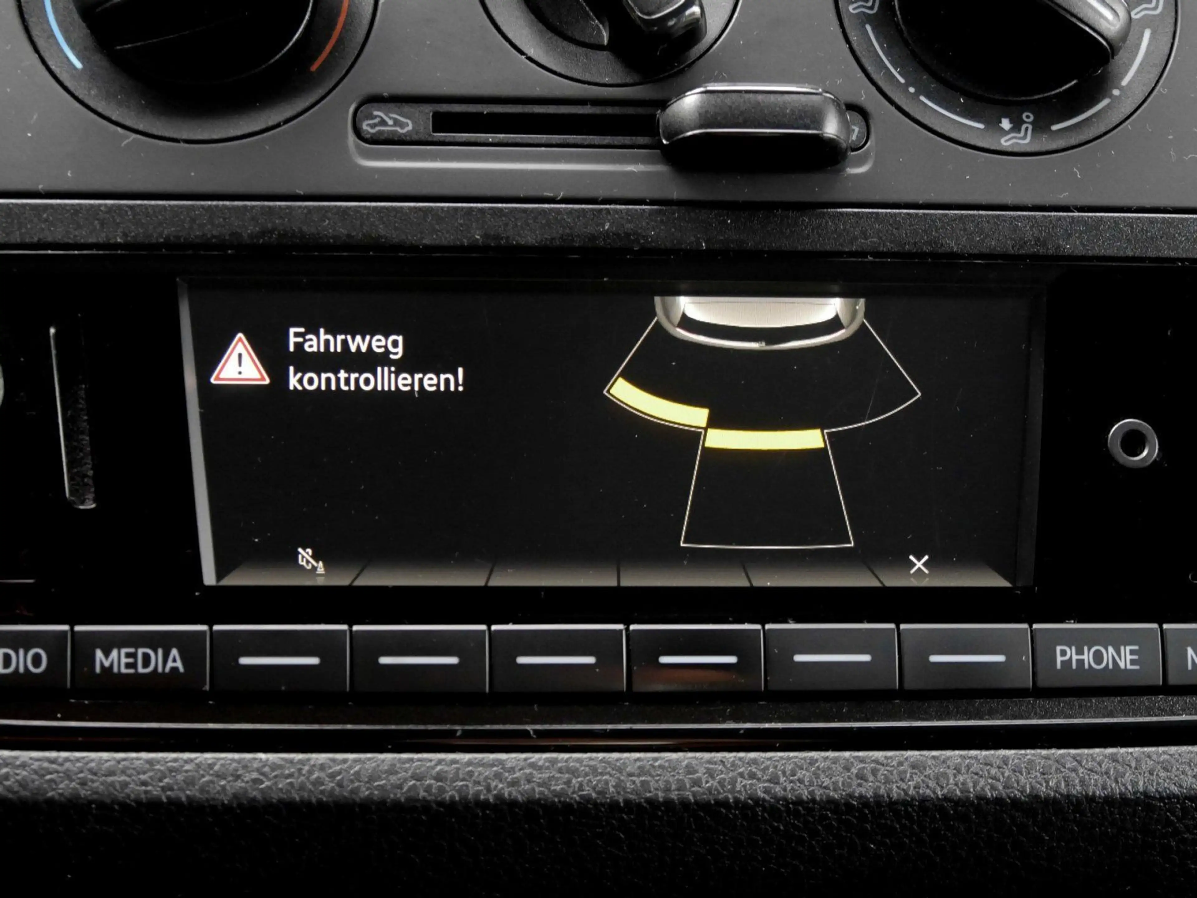 SEAT Mii Style*PDC*Klimaanlage* — photo 9