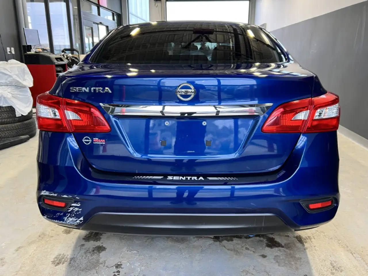 Nissan Sentra снимка Nissan Sentra