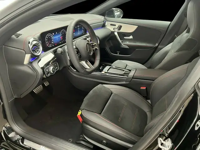 Mercedes-Benz Cla view 8