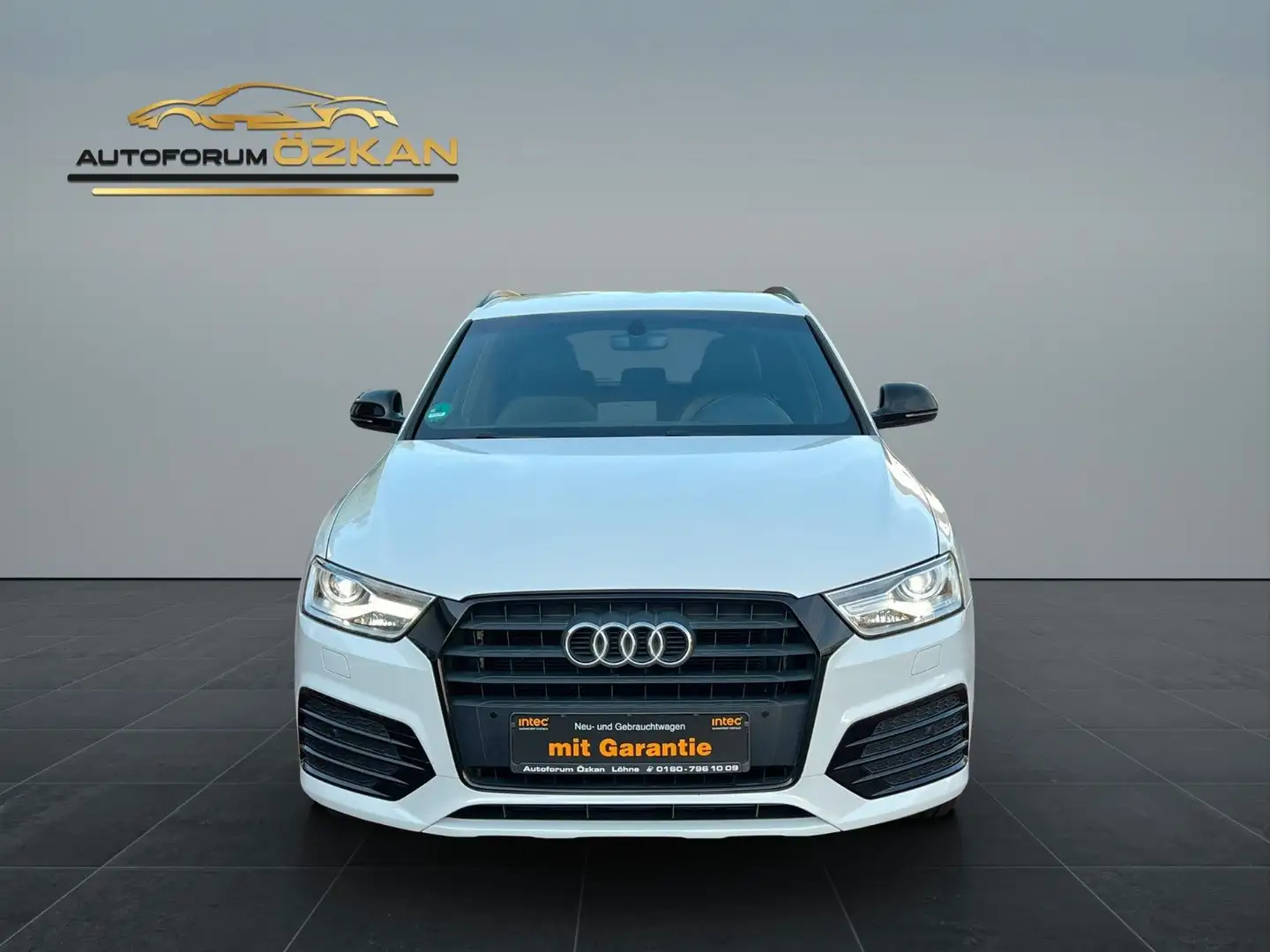 Audi Q3 1.4 TFSI S-Line Bose AHK Tempomat Weiß - 2