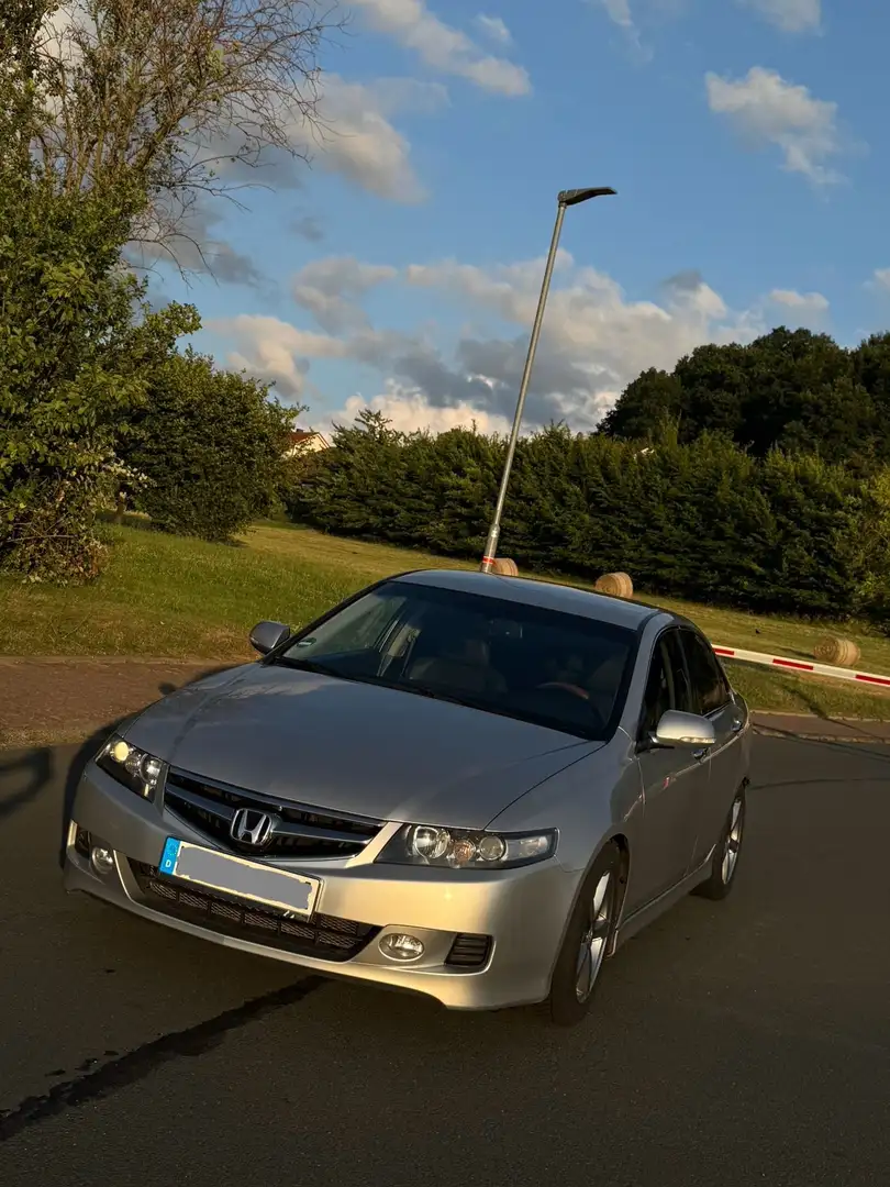 Honda Accord 2.2i Aero Deck ES - 1