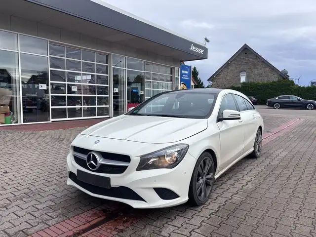 Mercedes-Benz CLA 200 Urban Navi SHZ PDC Gewerbe