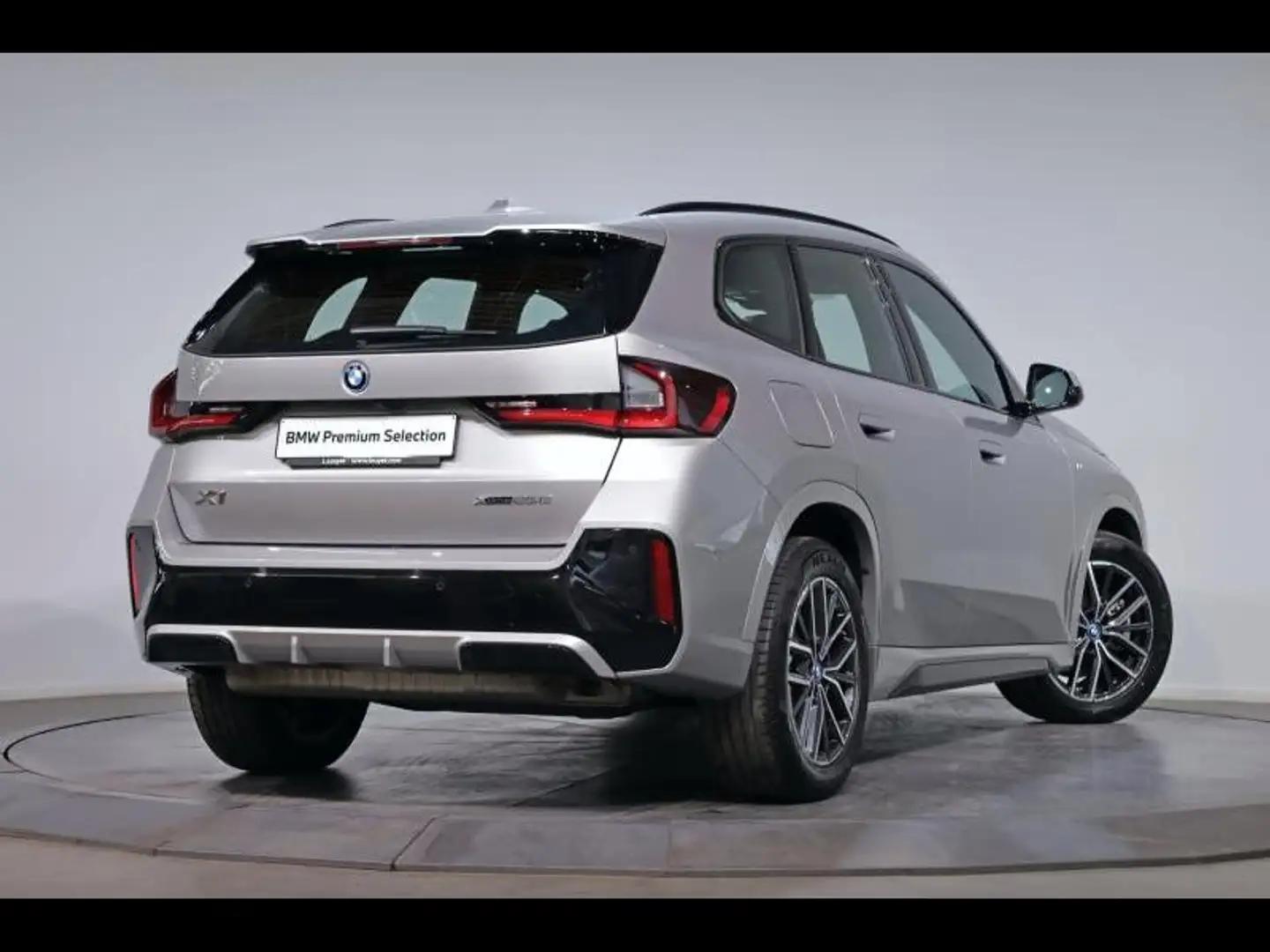 BMW X1 xDrive25e Kit M Sport Grau - 2