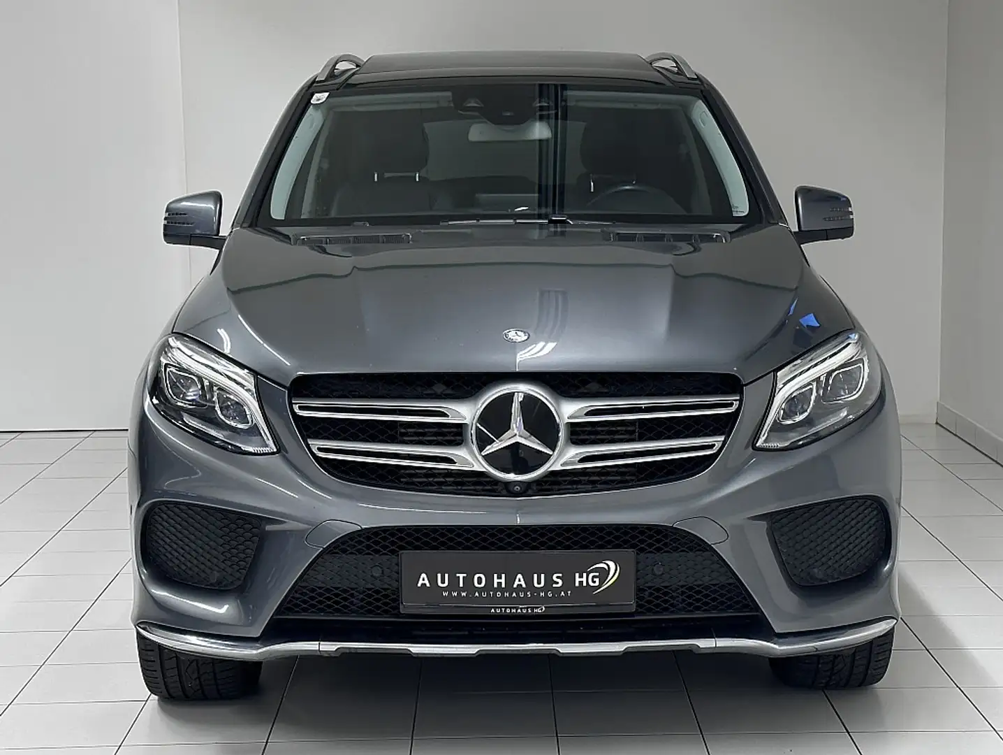 Mercedes-Benz GLE 350 d 4Matic Aut.*AMG-LINE*PANO*AHK*H&K*DISTRONIC* Grau - 2