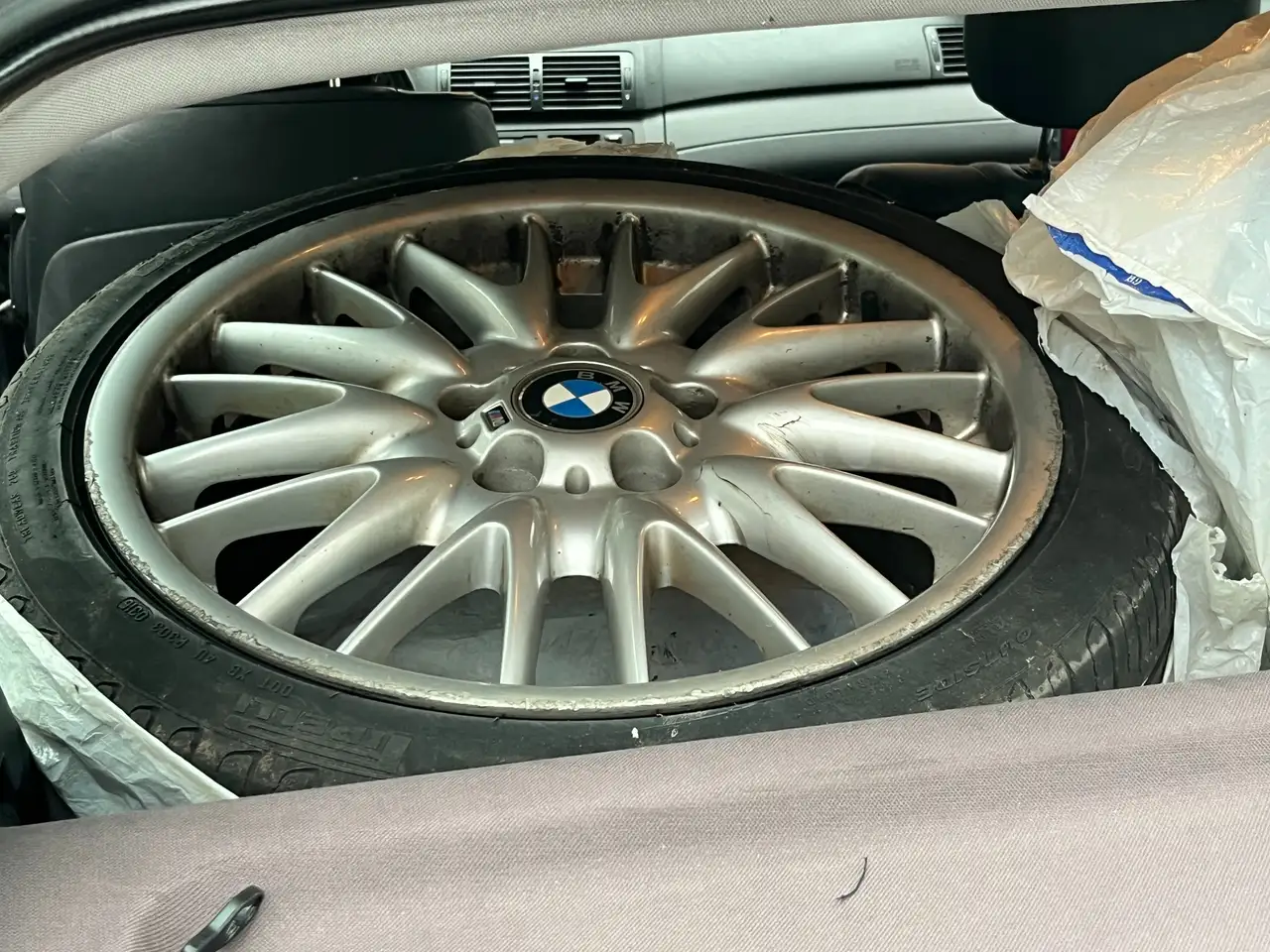 BMW 320td compact, foto 9