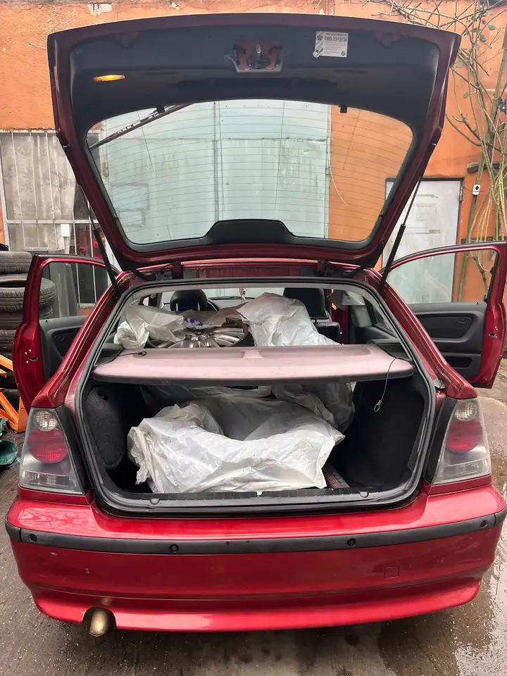 BMW 320td compact, foto 10