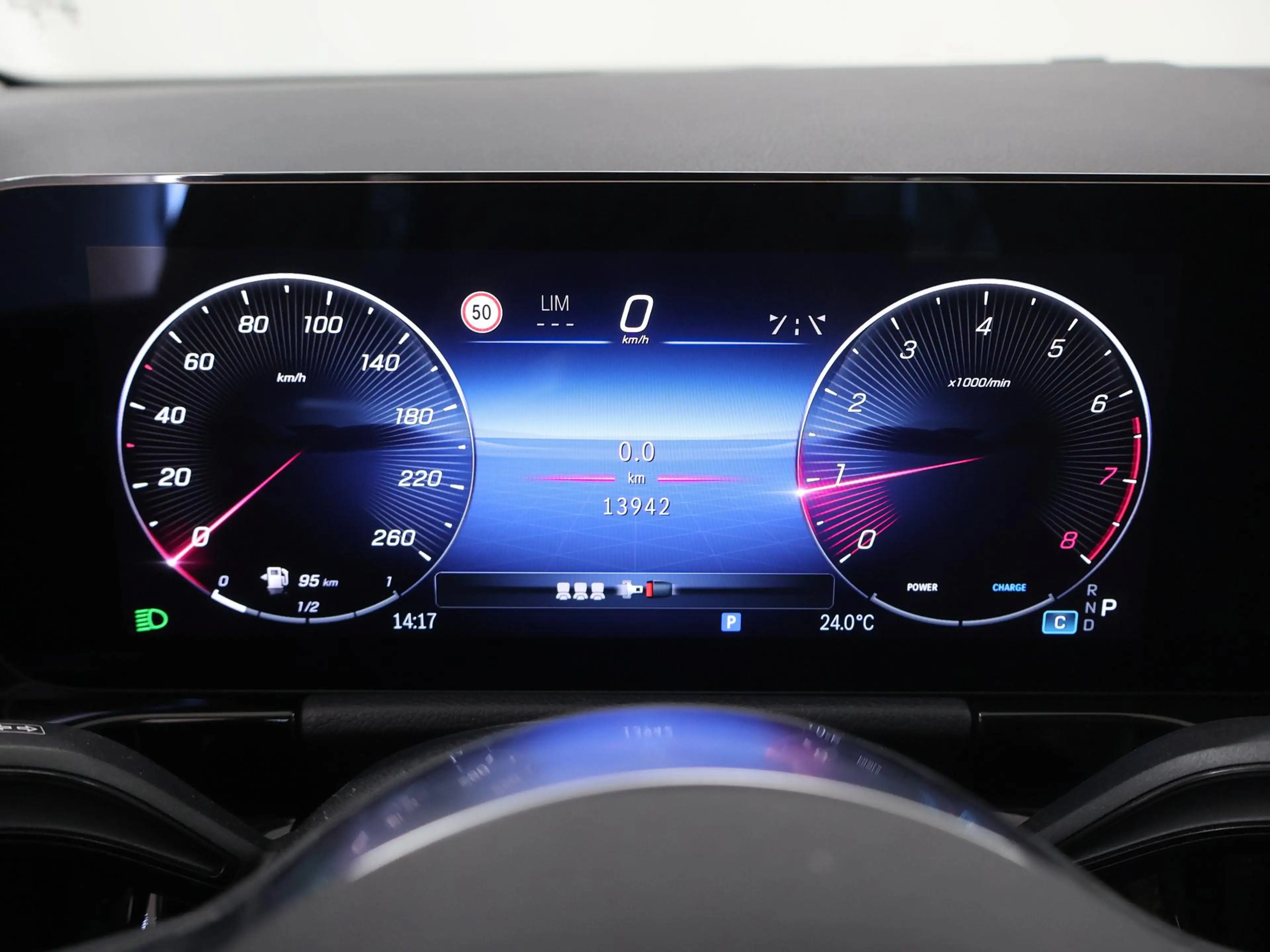 Mercedes-Benz B 200 Luxury Line | Panoramadak | Stoelverwarming | Wide — photo 12