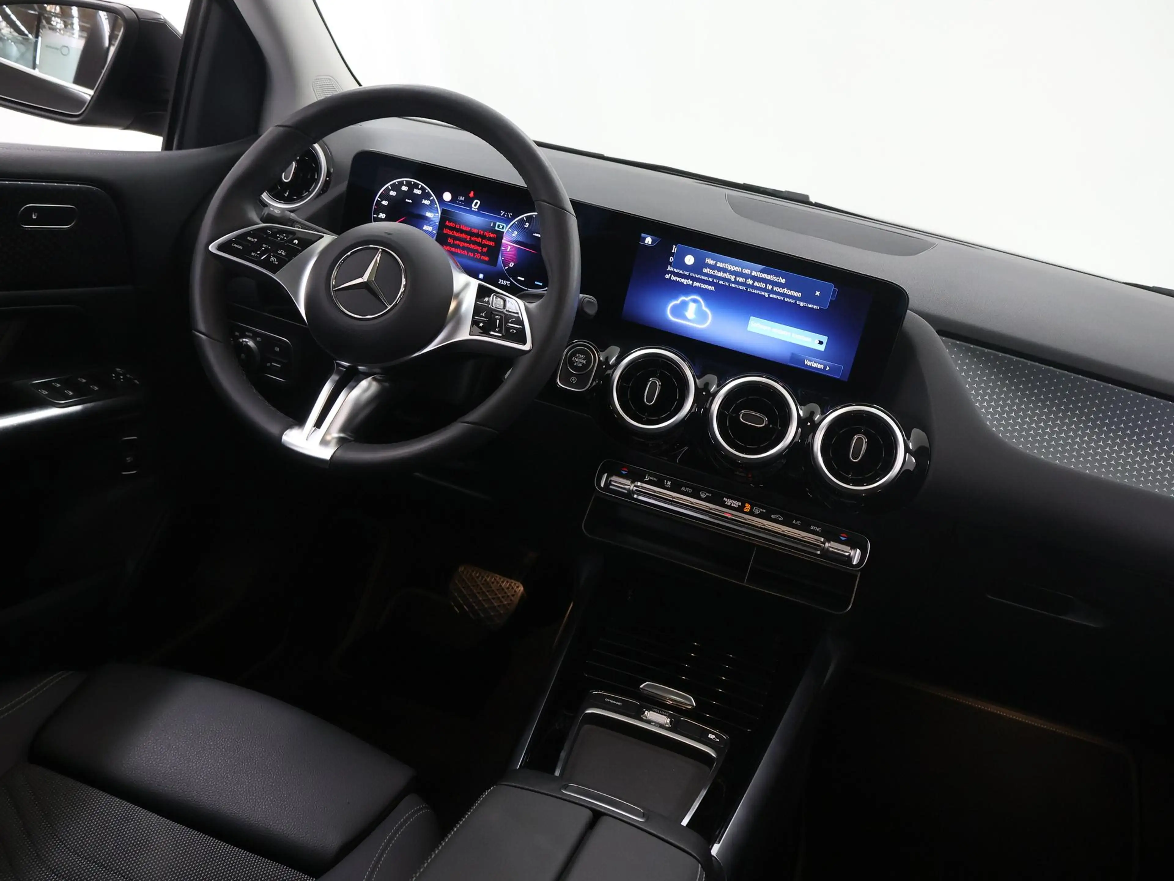 Mercedes-Benz B 200 Luxury Line | Panoramadak | Stoelverwarming | Wide — photo 9