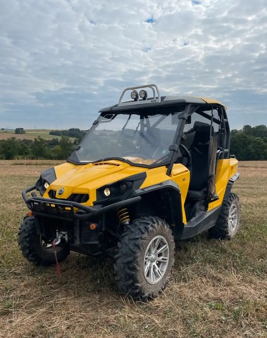 Can-Am Commander 1000 XT Geel - 1