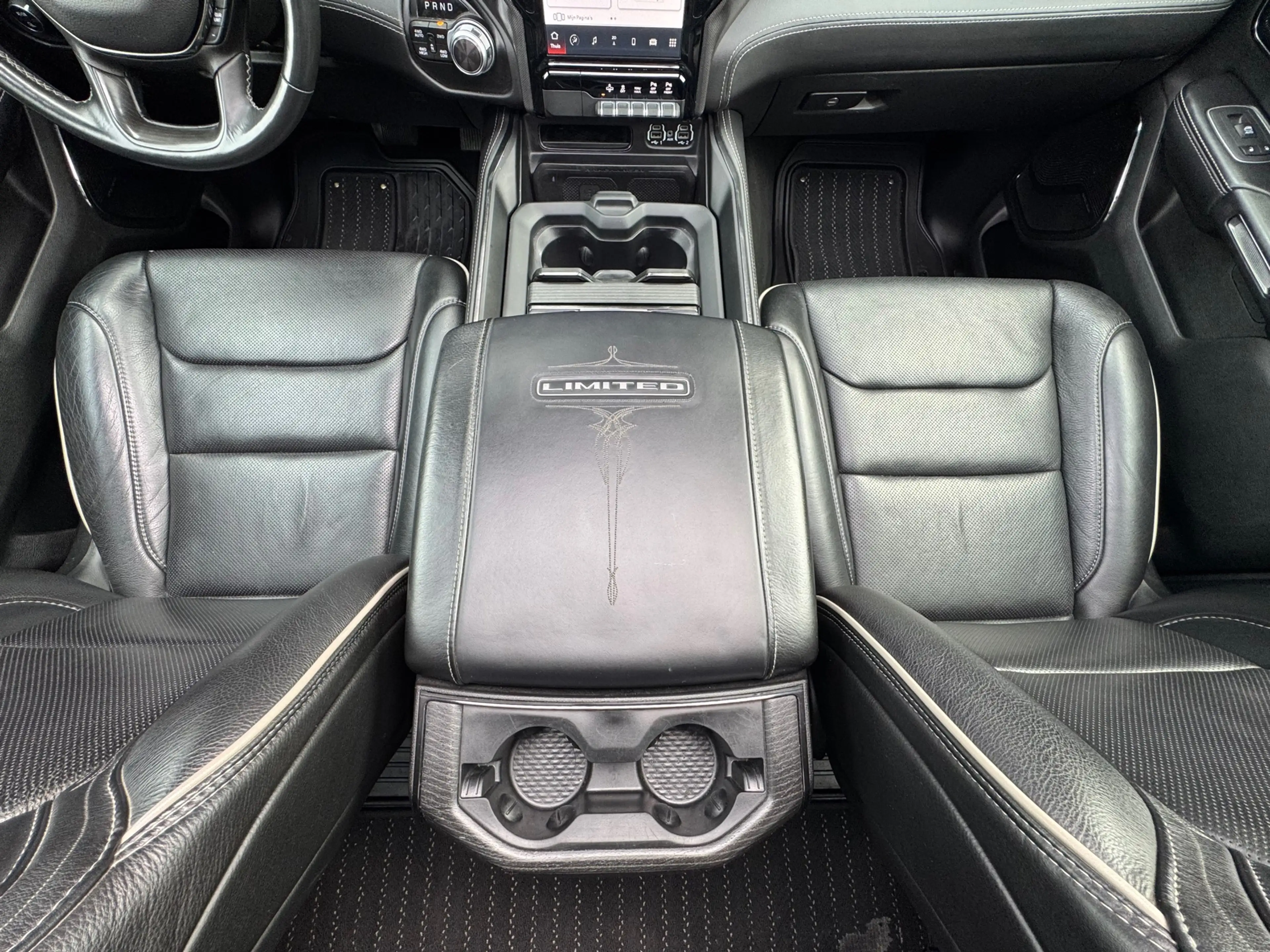 Dodge RAM 1500 5.7 V8 4x4 Crew Cab Limited Pano | H&K | HUD — photo 17