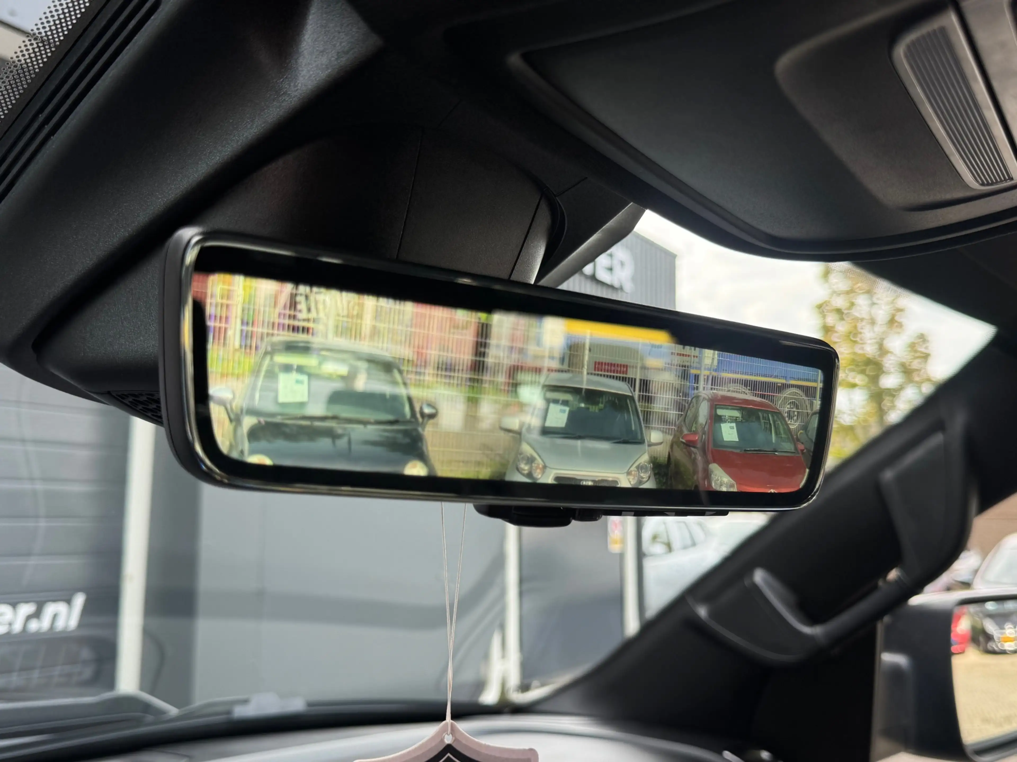 Dodge RAM 1500 5.7 V8 4x4 Crew Cab Limited Pano | H&K | HUD — photo 41