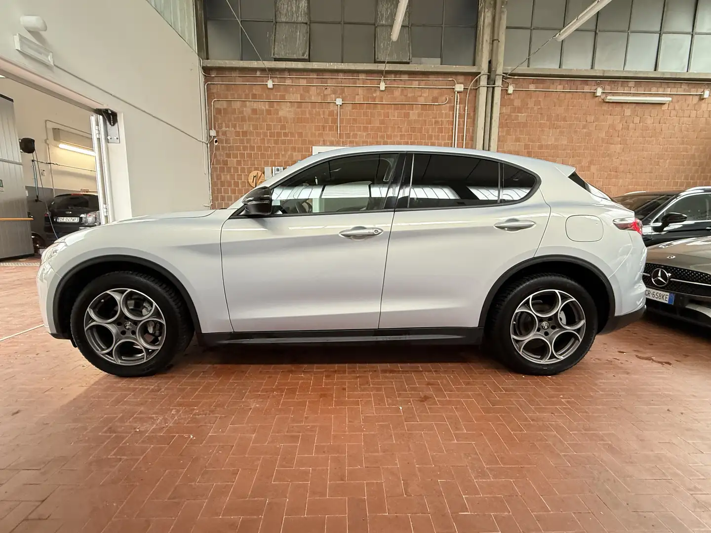 Alfa Romeo Stelvio 2.2 t Sprint Q4 210cv PREZZO VERO SENZA VINCOLI!!! Argent - 2