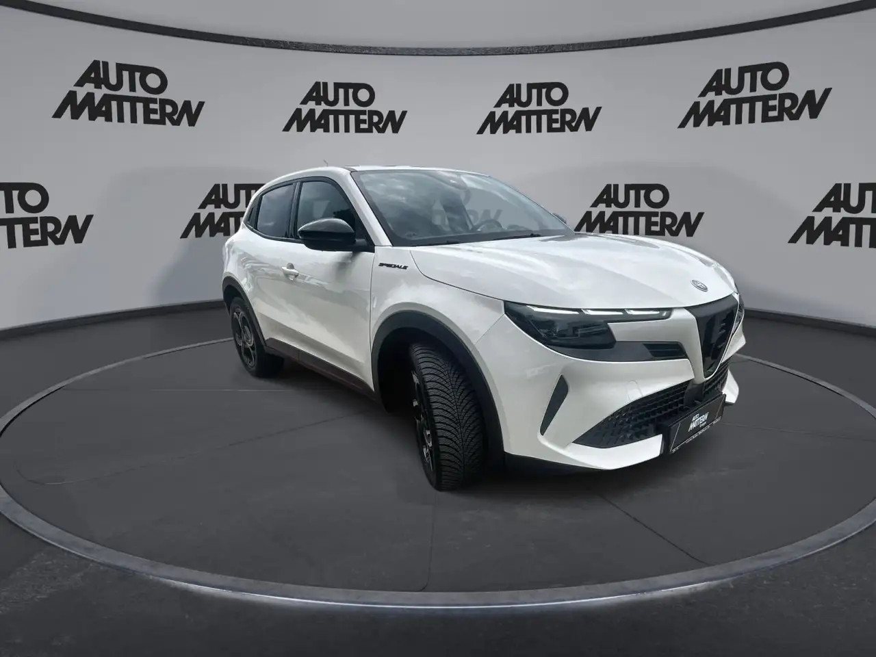 Alfa Romeo Junior 2025