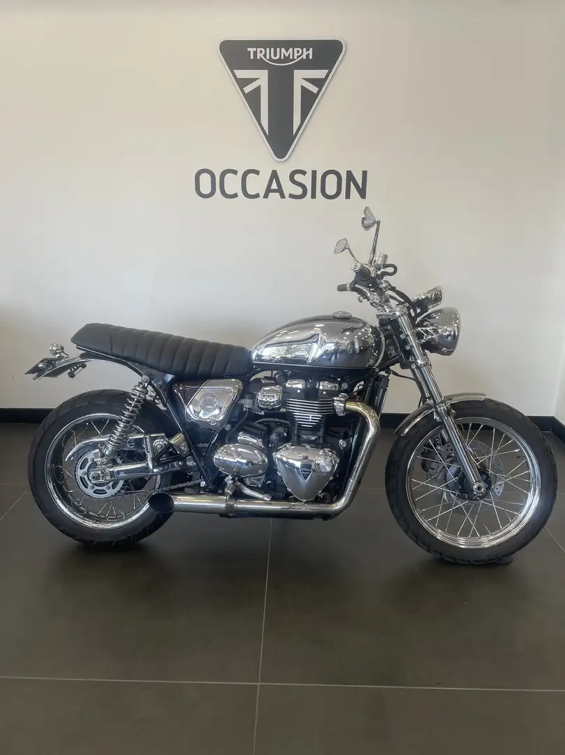 Triumph Street Scrambler - 1