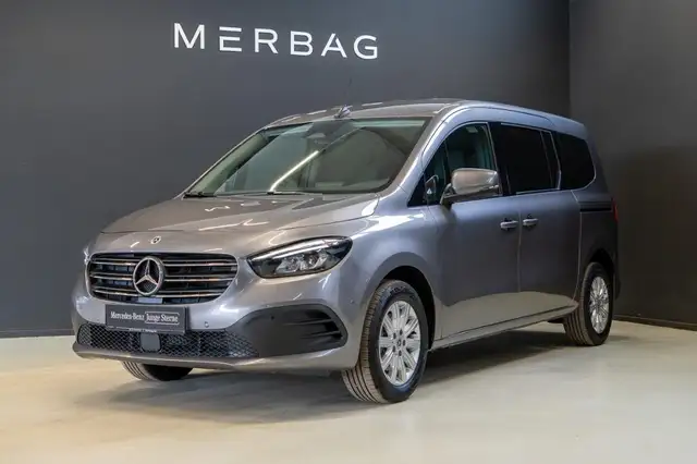 Mercedes-Benz null