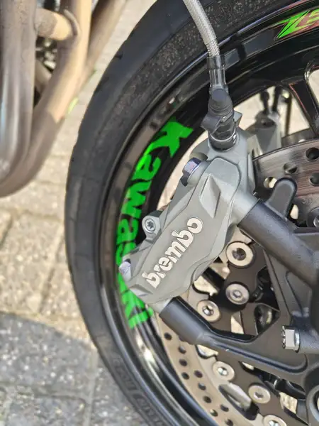 Kawasaki Z 900 - foto 3