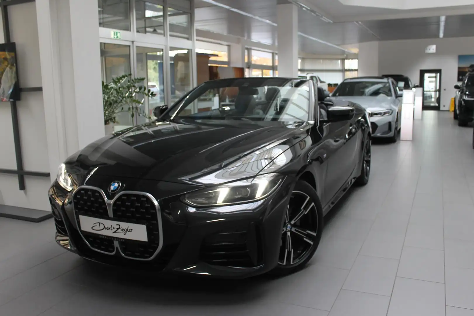 BMW 420 d Cabrio M Sport ACC KoZg L-Heizung Nackenw Schwarz - 1