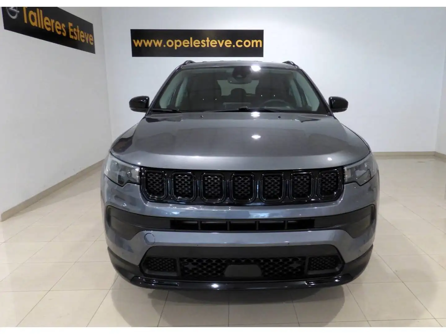Jeep Compass 1.3 Gse T4 Night Eagle 4x2 130 Gris - 2
