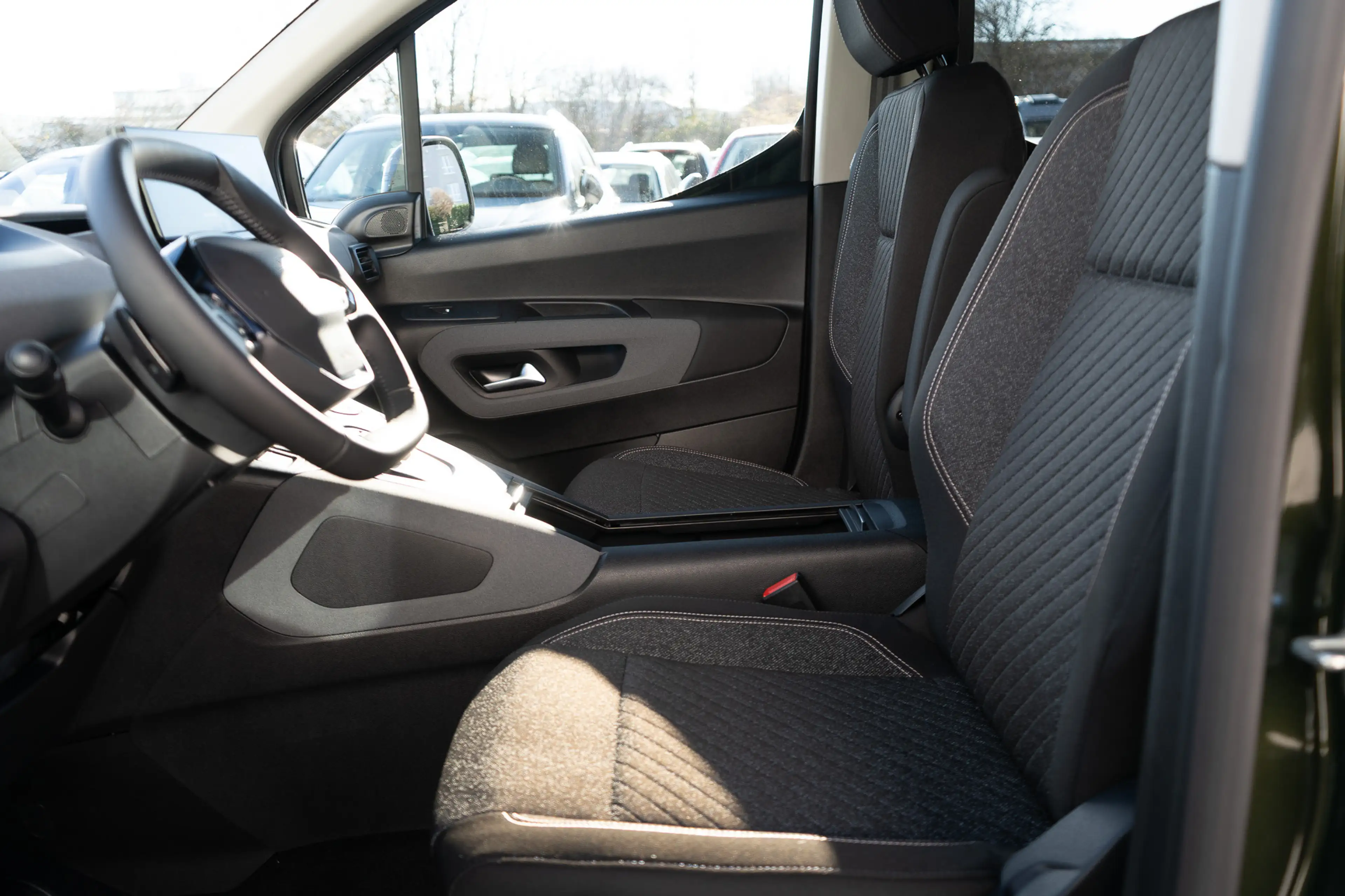 Peugeot Rifter Allure N1 L1 AHK   SHZ *sofort* — photo 6