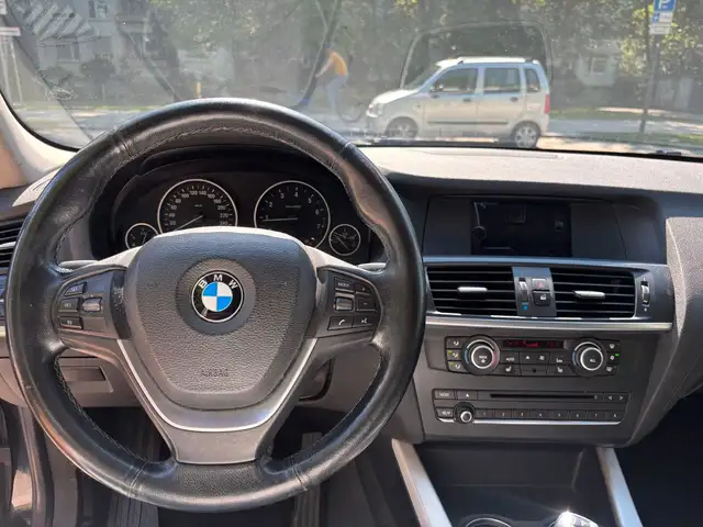 BMW X3 view 15