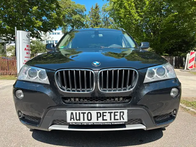BMW X3 view 8