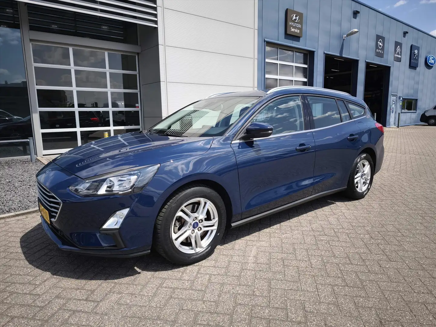 Ford Focus Wagon 1.0 EcoBoost 100pk Trend Edition Business I Blauw - 2