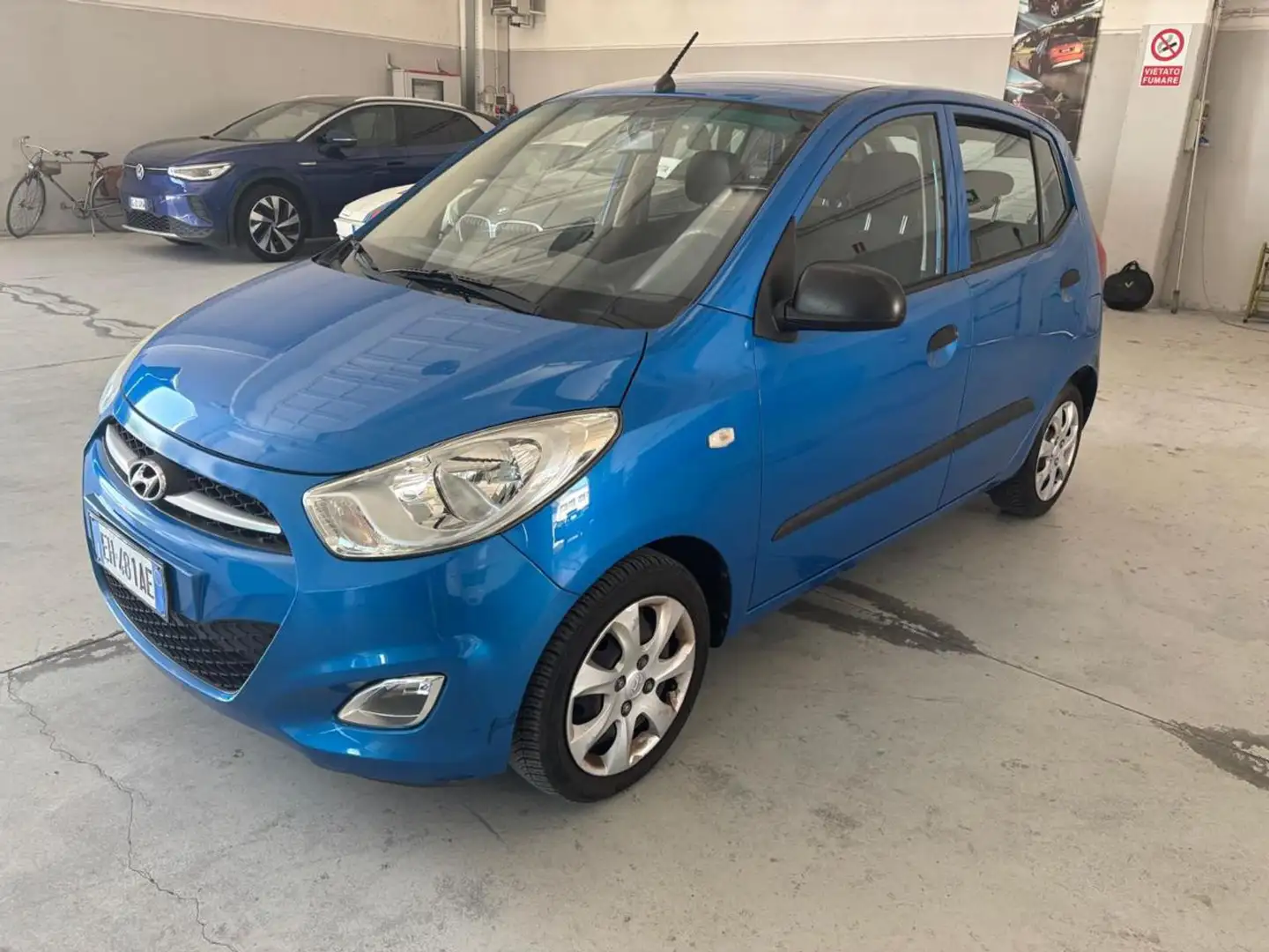 Hyundai i10 1.0 12V BlueDrive Blu/Azzurro - 1