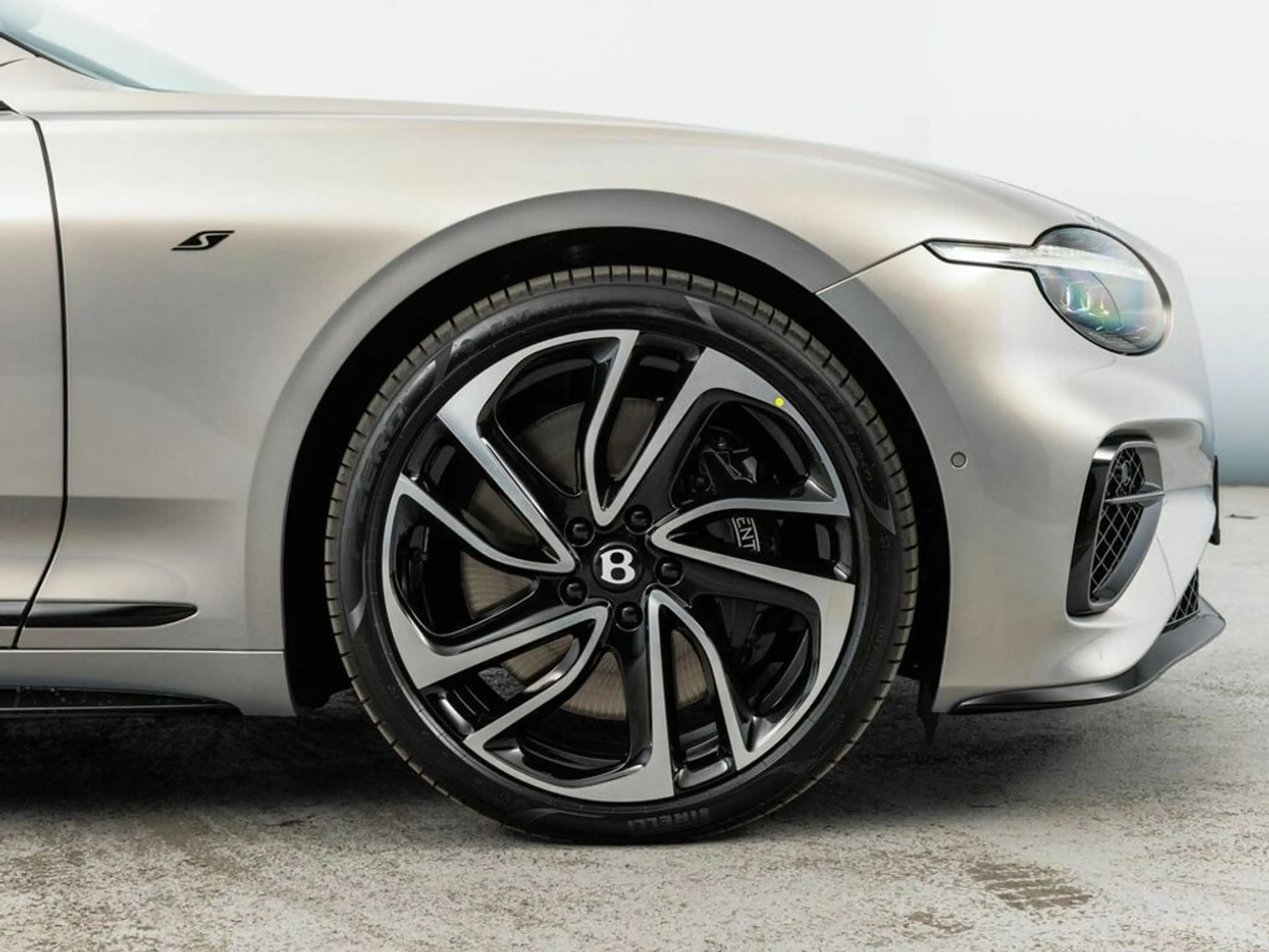 Bentley Continental GTC S | V8 Mulliner | Extreme Silver — photo 6