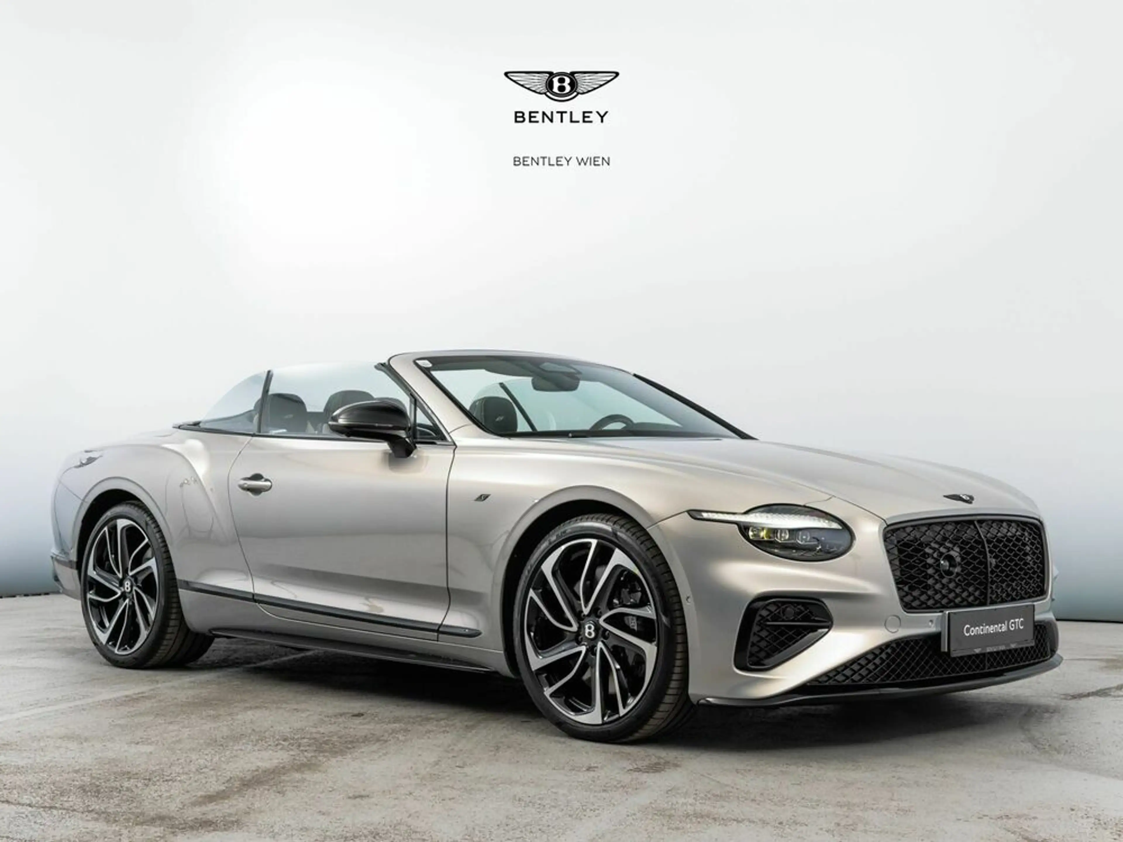 Bentley Continental GTC S | V8 Mulliner | Extreme Silver — photo 2