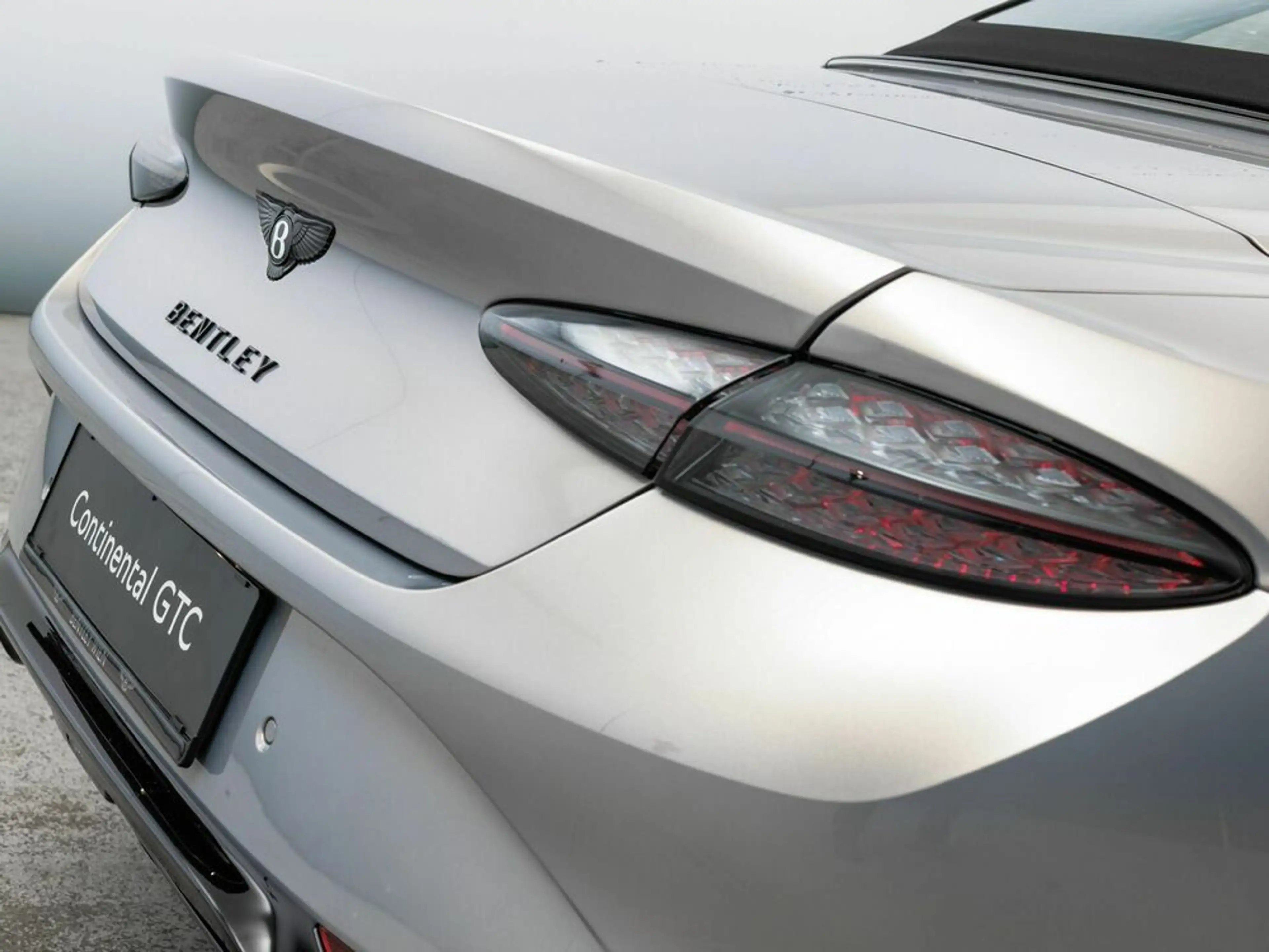 Bentley Continental GTC S | V8 Mulliner | Extreme Silver — photo 9