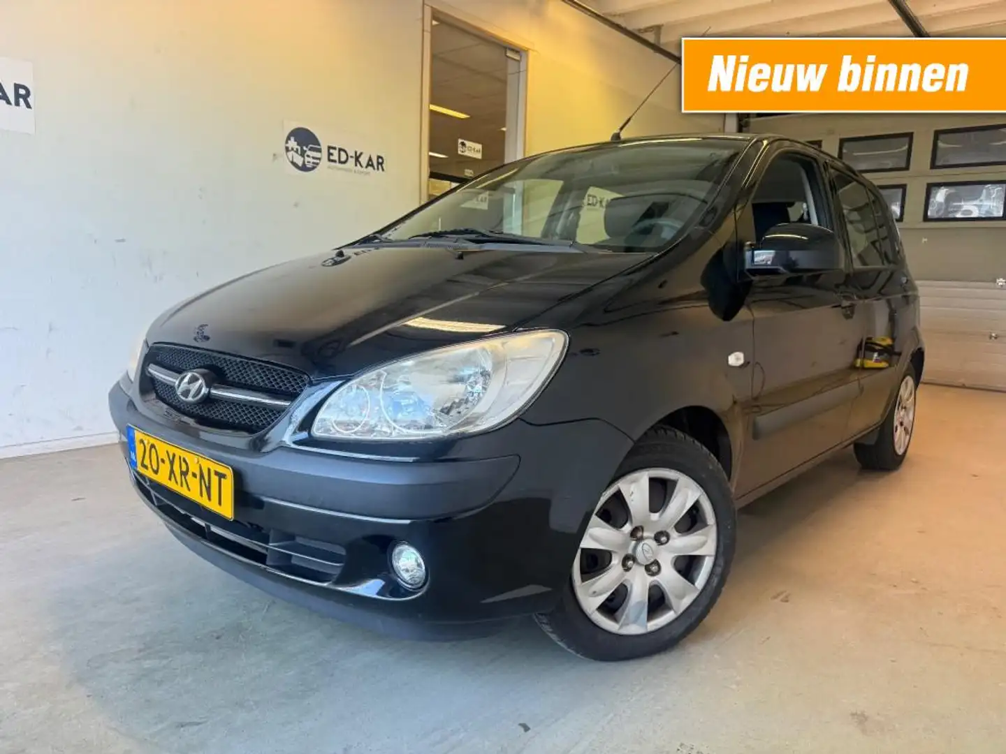 Hyundai Getz 1.4i Active Cool 5DRS AUT AIRCO NAP APK 12-2026 Schwarz - 1