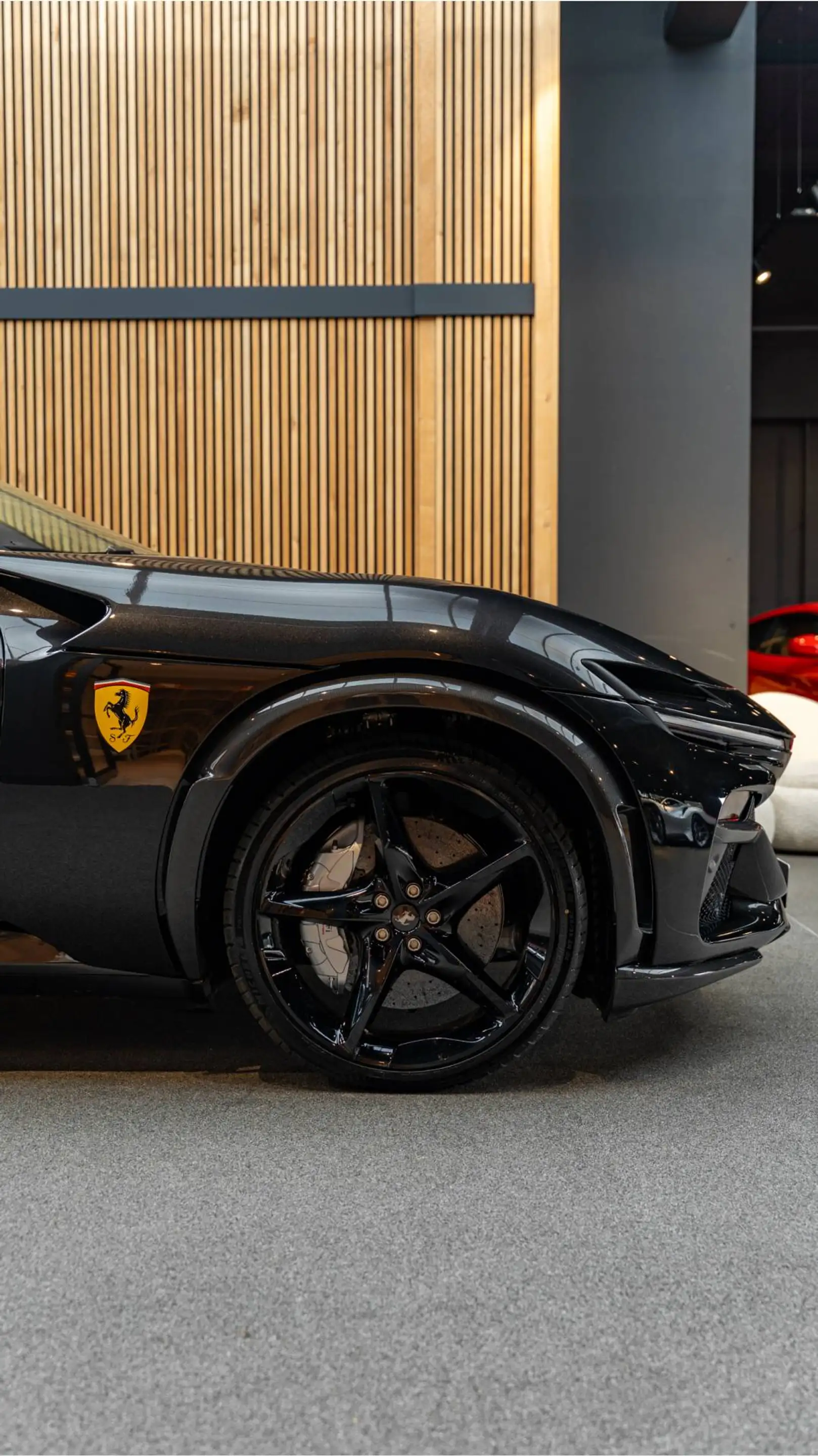 Ferrari Purosangue Airbrushed Shields Arancio Full Carbon 6.5 V12 — photo 27