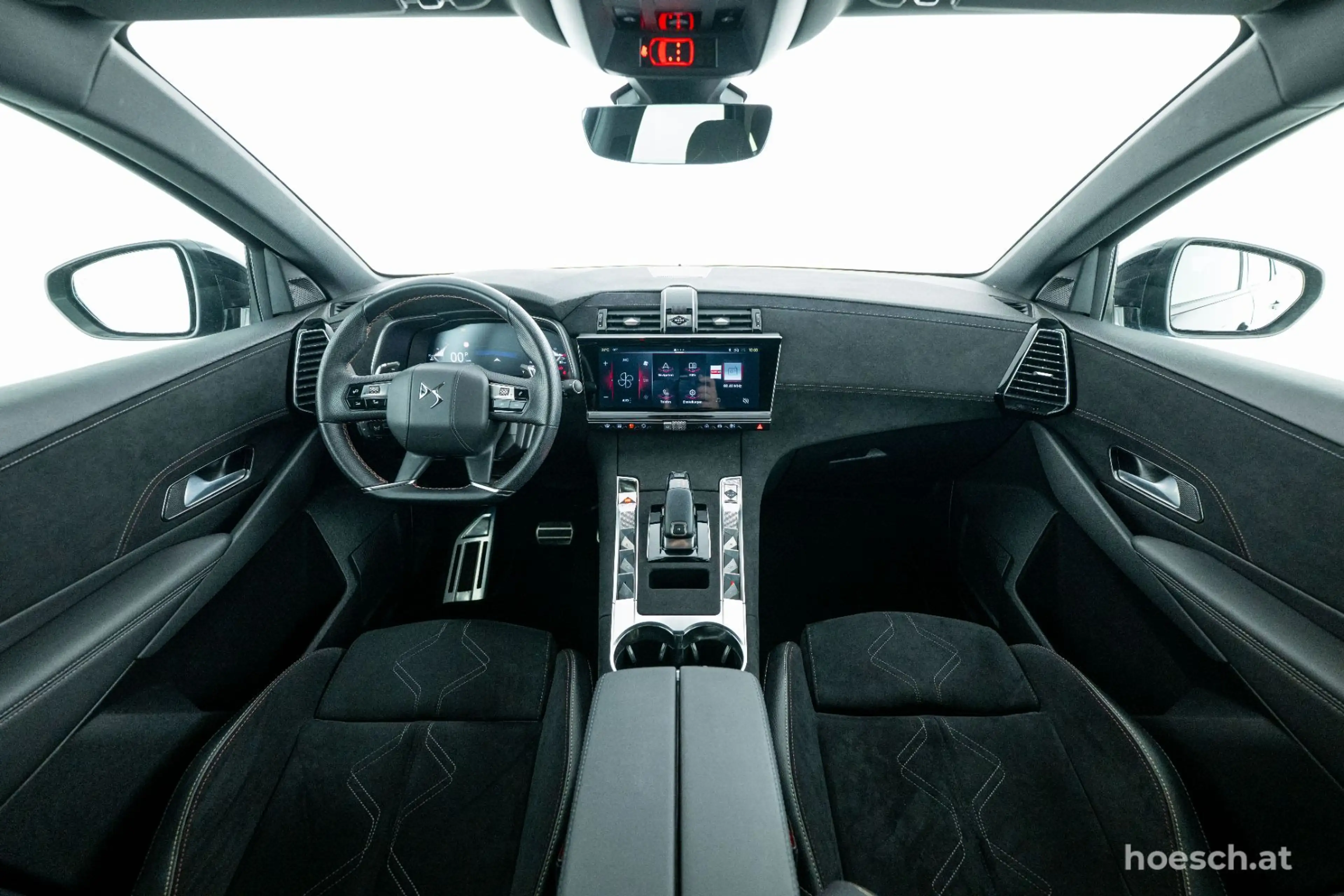 DS Automobiles DS 7 Crossback HDi 130 PALLAS EXTRAS WENIG KM — photo 6