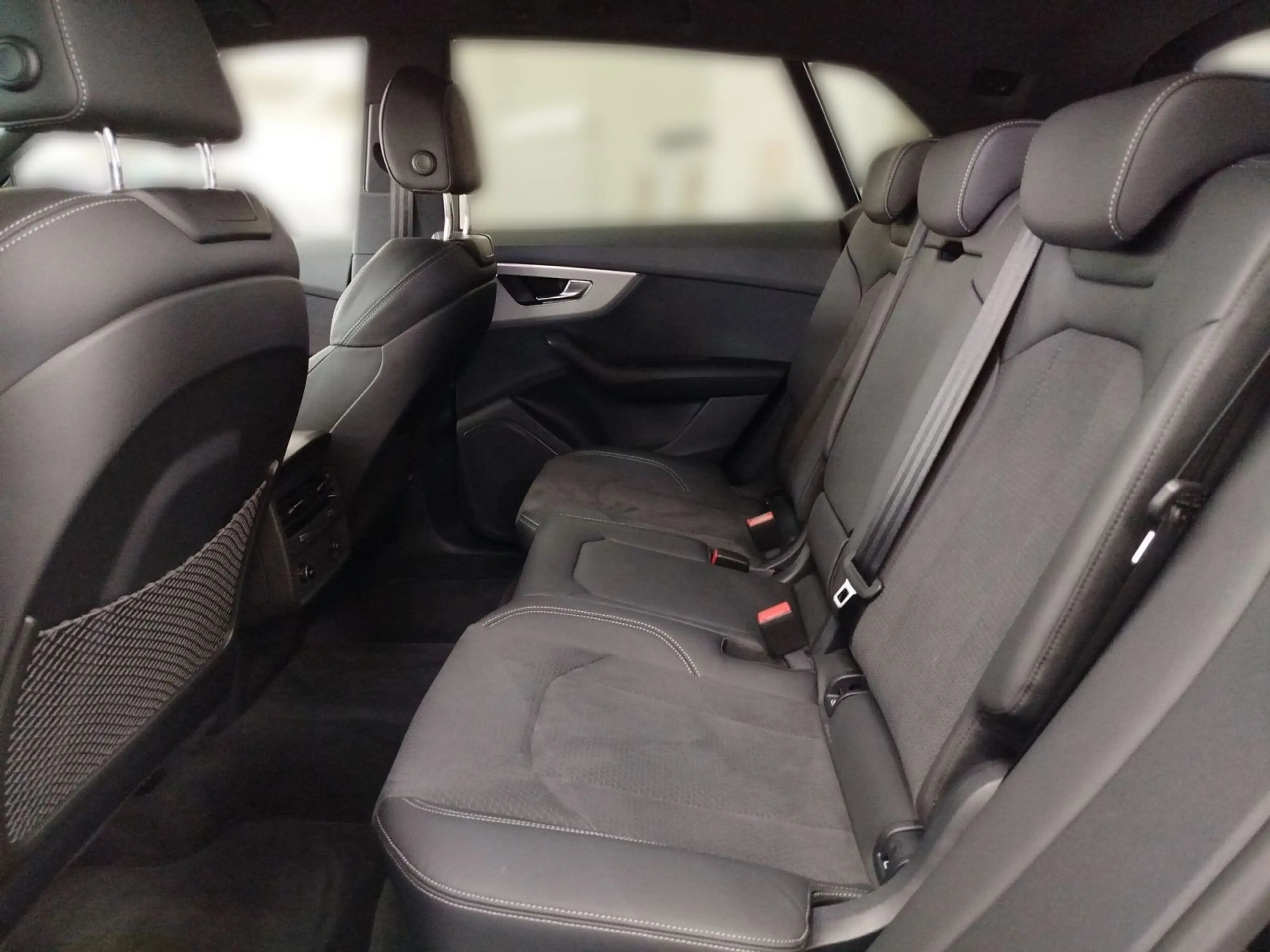 Audi SQ8 TFSI tiptronic MatrixLED Luft KAMERA — photo 10