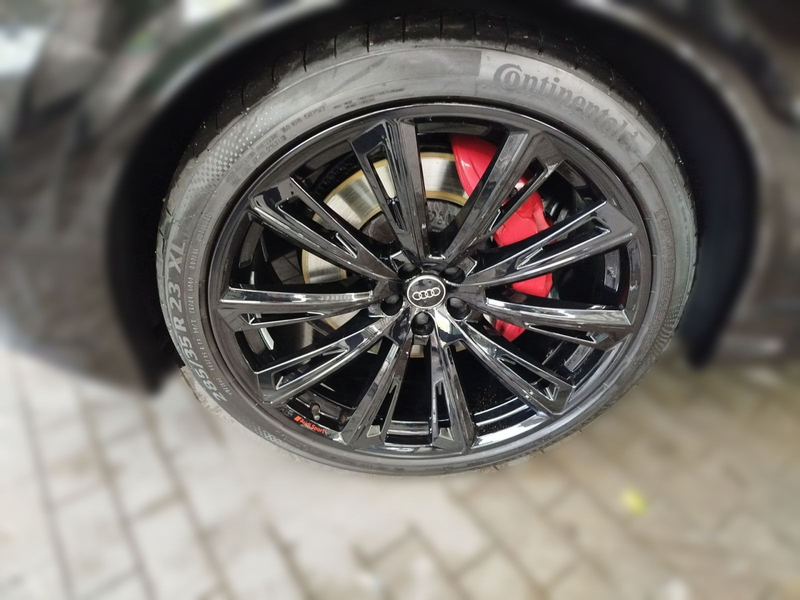 Audi SQ8 TFSI tiptronic MatrixLED Luft KAMERA — photo 4