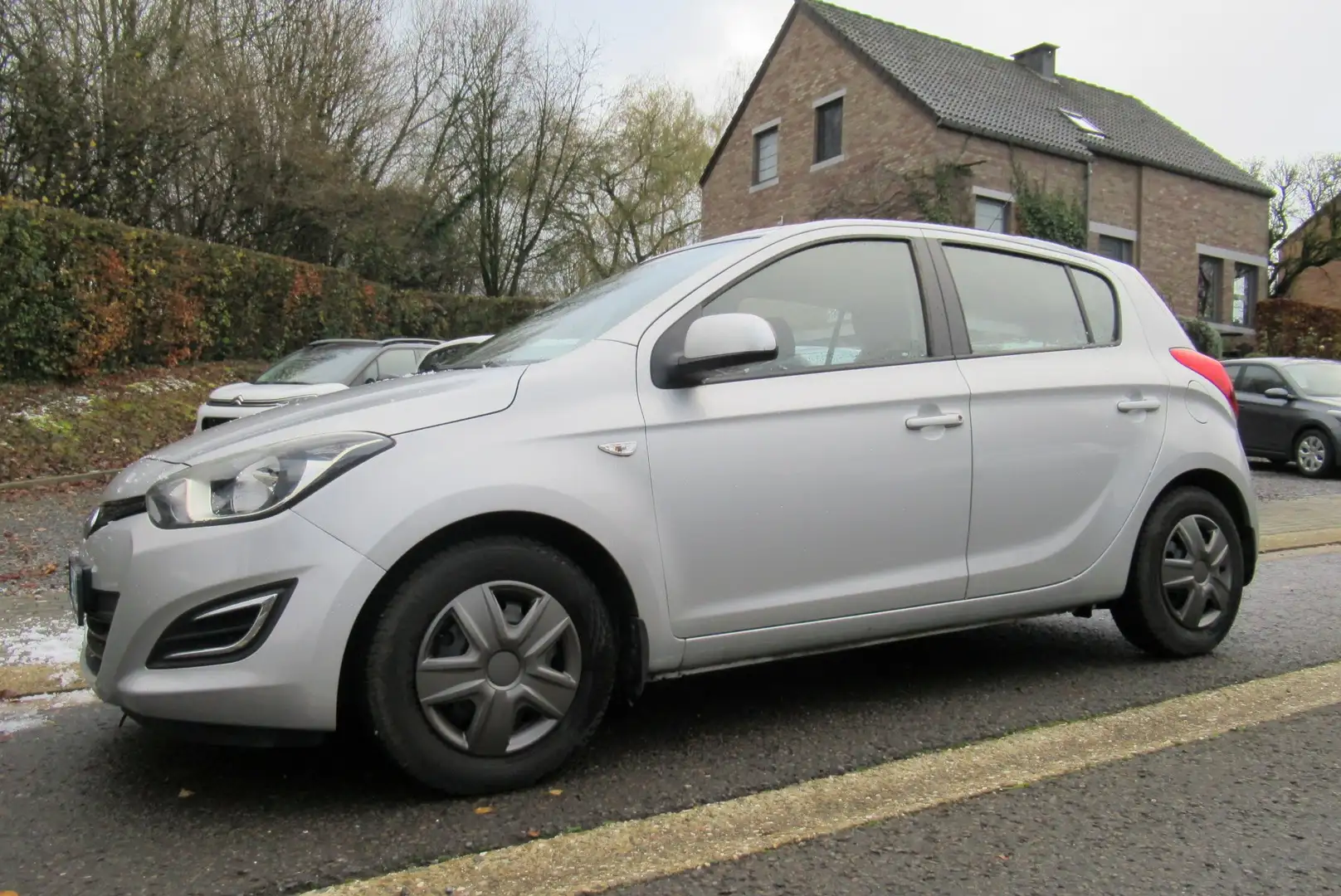 Hyundai i20 VENDUE VENDUE 70.000km Zilver - 1