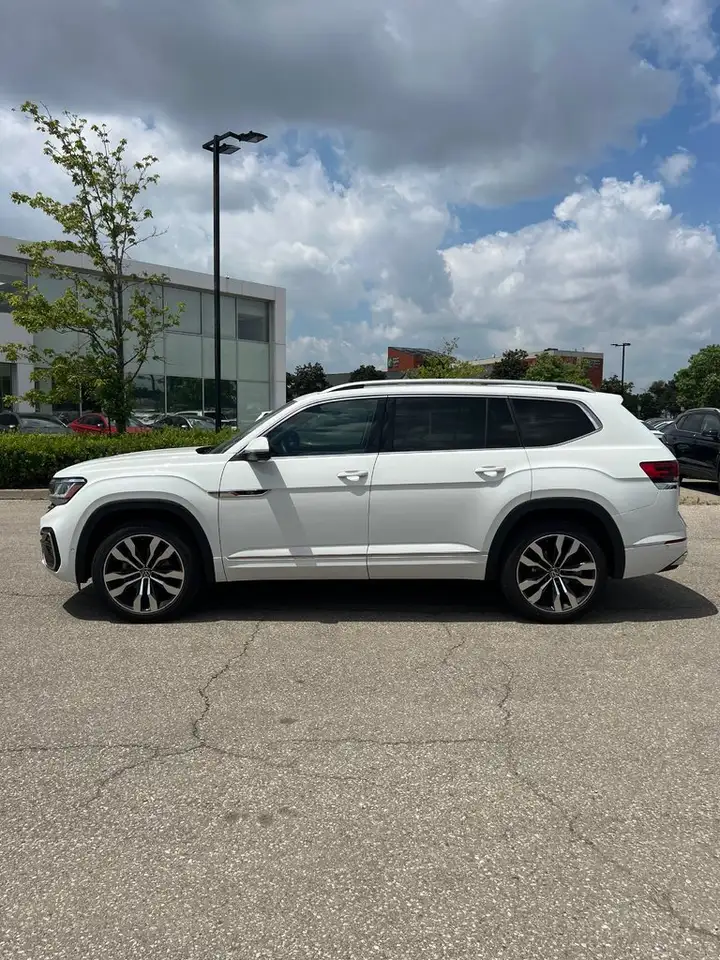 Volkswagen Atlas снимка Volkswagen Atlas