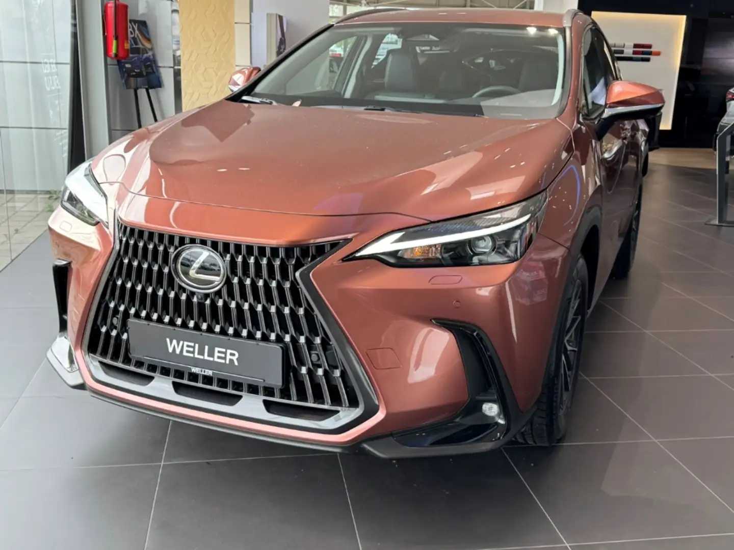 Lexus NX 350h Executive Line *360*HUD*Navi*LED*el Heck* Rouge - 1