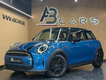 1.5i * BOITE AUTO * GARANTIE 12 MOIS * FACE LIFT * 1ER PROP *