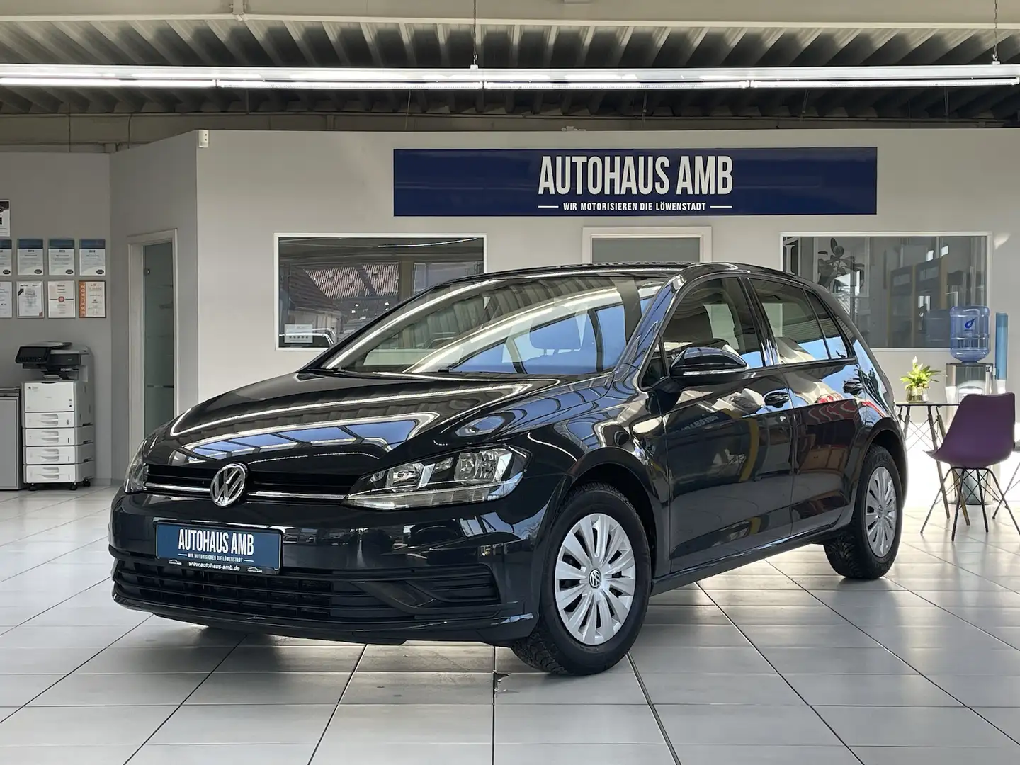 Volkswagen Golf 1.0 TSI Klima 4Türig LED 1. Hand Grau - 1