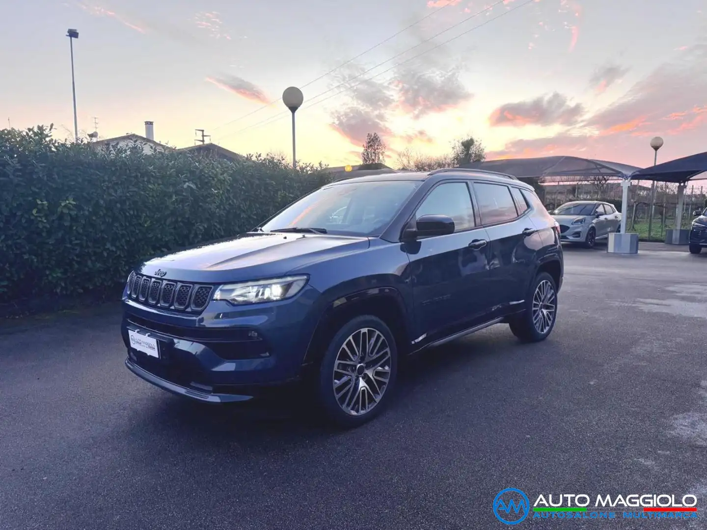 Jeep Compass 1.5 Turbo T4 e-Hybrid 130 CV MHEV 2WD SUMMIT Blau - 1