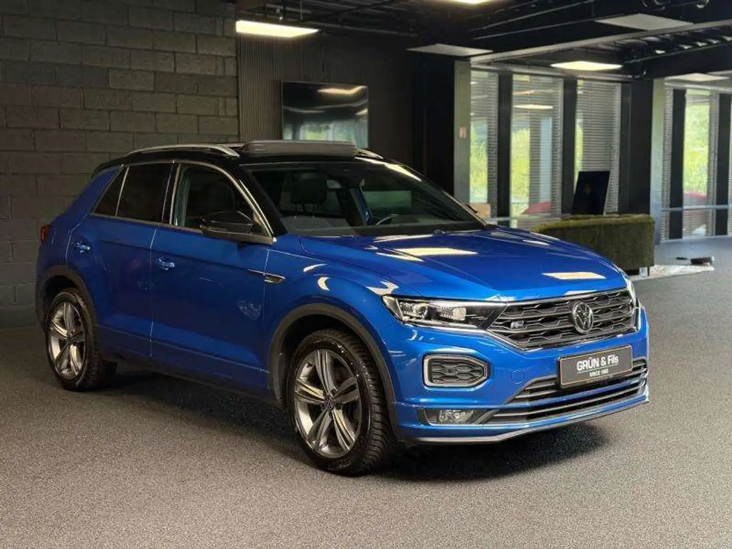 Volkswagen T-Roc R-Line 2.0 TDI 150 DSG 4M Bleu - 1