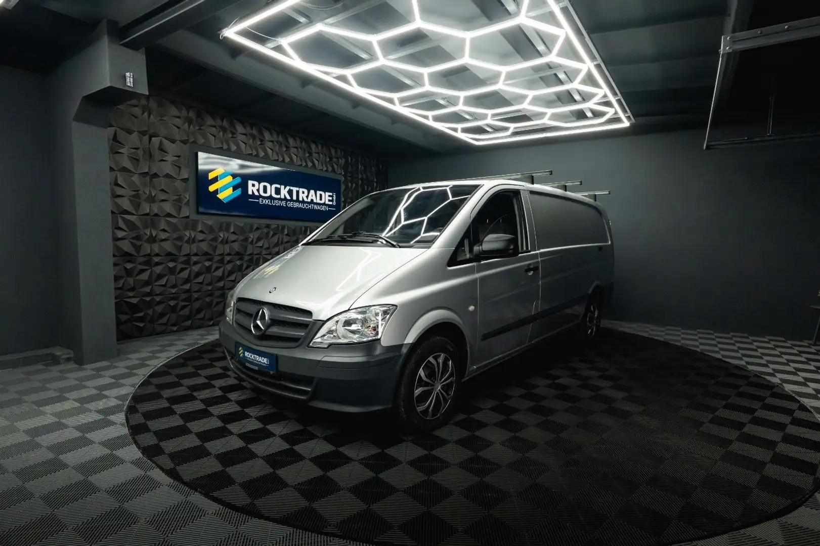 Mercedes-Benz Vito Kasten 113 CDI lang LKW  *Klima*19% MwSt.* Silber - 1